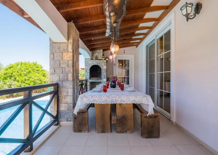 Infinity Flora Villa