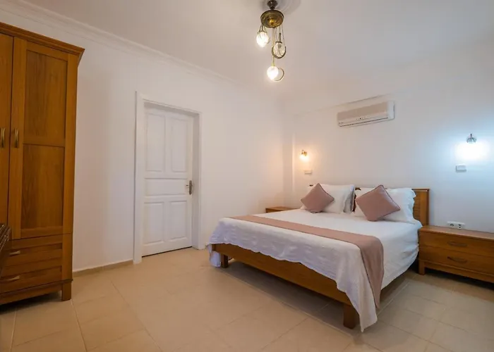 Infinity Flora Villa *